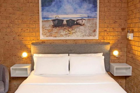 Coast Inn Motel - Southport Accommodation 6