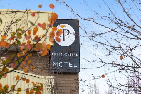 Presidential Motel - Southport Accommodation 1