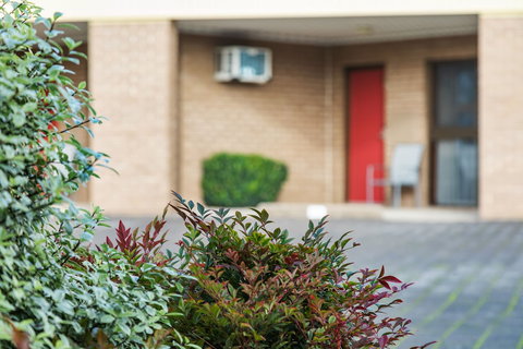 Presidential Motel - Southport Accommodation 0