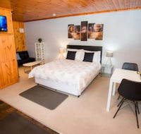 Seppelts View Cabins - Southport Accommodation