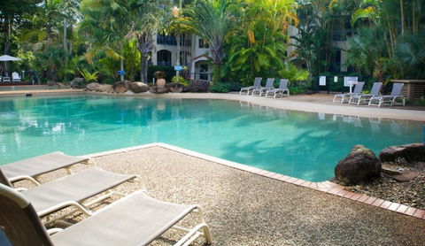 Sanctuary Lake Apartments - Southport Accommodation 3