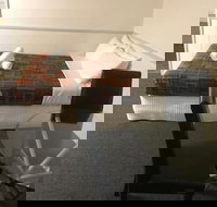 Parkside Inn Motel - Southport Accommodation