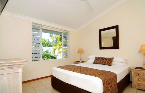 Verandahs - Southport Accommodation 4