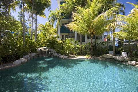 Verandahs - Southport Accommodation 0