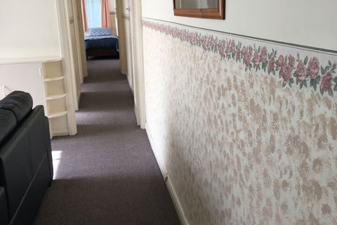 Hobart Apartments - Southport Accommodation 7