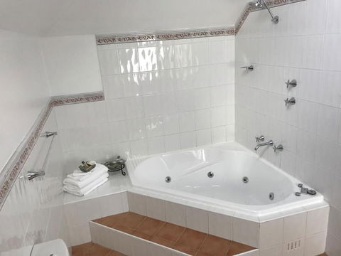 Valley Of The Waters B&B - Southport Accommodation 5