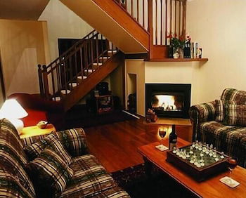 Valley Of The Waters B&B - Southport Accommodation 4