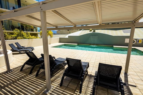 Jack & Newell Holiday Apartments - Southport Accommodation 6