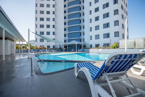 Centrepoint Holiday Apartments - Southport Accommodation 1