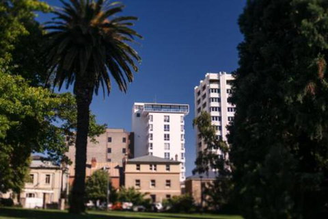 Avalon City Retreat - Accommodation Southport 7