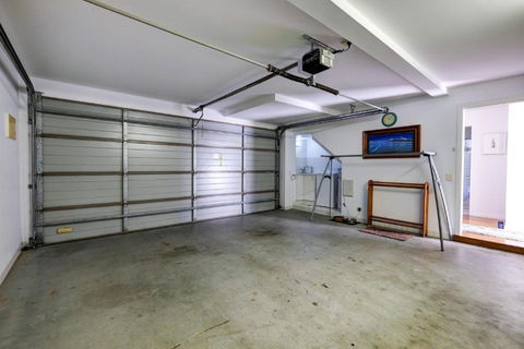 BEACH BAY BEE PET FRIENDLY - Southport Accommodation 1