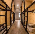 Bunk Inn Hostel - Southport Accommodation