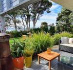 Goat Island Bungalow - Southport Accommodation
