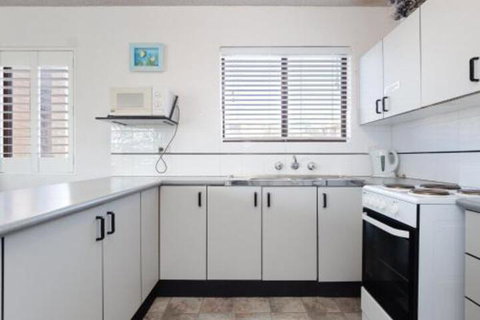 Intrepid Unit 13 / 3 Intrepid Close - Accommodation Southport 7