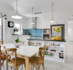 Venice on the Beach - Southport Accommodation