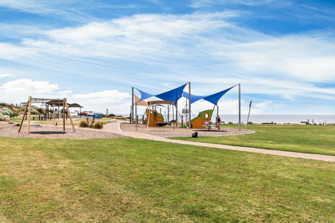 Maslin Beach Getaway - Accommodation Southport 6