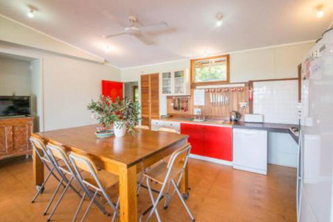 Jace House - Southport Accommodation 2