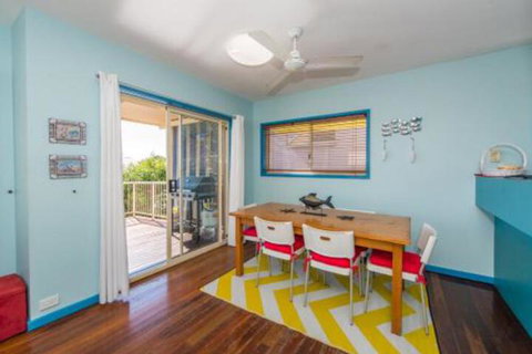 At Cylinder Unit 2 - Accommodation Southport 7