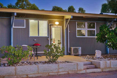 Getaway Villas Unit 38 6 1 Bedroom Self Contained Accommodation - Accommodation Southport 7