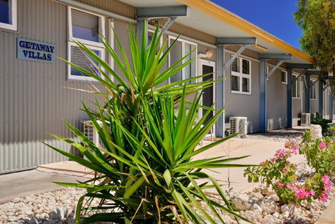 Getaway Villas Unit 38 6 1 Bedroom Self Contained Accommodation - Accommodation Southport 2