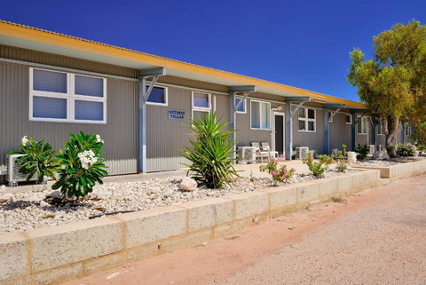Getaway Villas Unit 38 6 1 Bedroom Self Contained Accommodation - Accommodation Southport 3