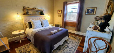 Galway - Southport Accommodation 5