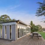 Bluff View River House Stunning Riverfront - Southport Accommodation 1