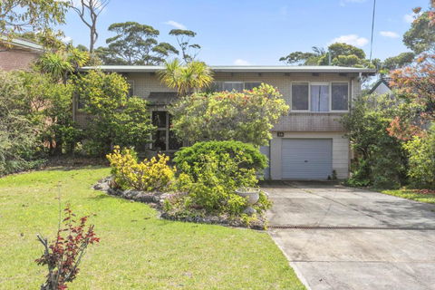 Mollymooks Tee To Sea 19 Buchan Street - Southport Accommodation 6
