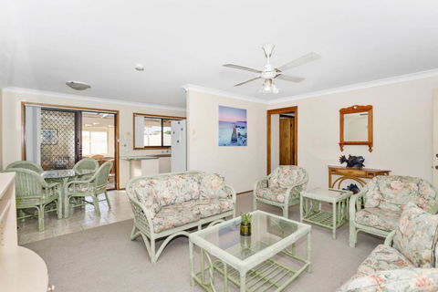 Powell 1A - Southport Accommodation 2