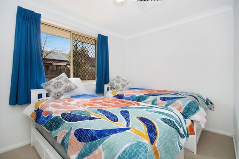 Kailani Beach House - Southport Accommodation 4