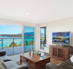 Hillcrest Views of Wagonga - Accommodation Southport