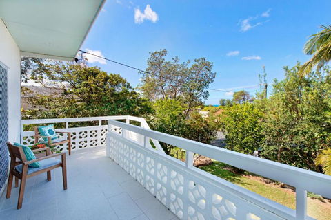 Salt Breeze - Southport Accommodation 1