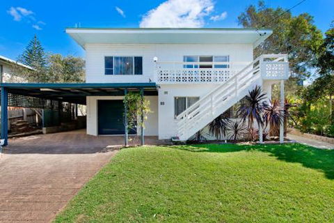 Salt Breeze - Southport Accommodation 3
