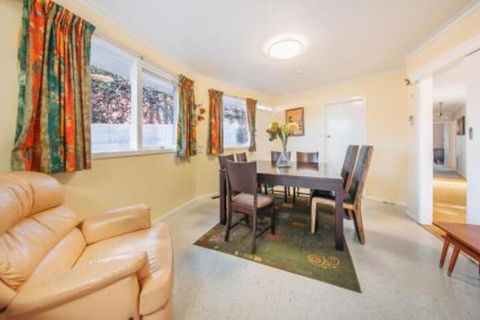 Doncaster Beautiful 4 Bedder+ Walking To Westfield - Southport Accommodation 7