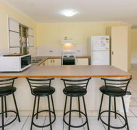 Cozy Family Holiday House - Southport Accommodation