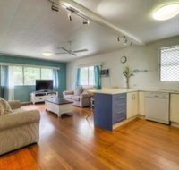 Starfish Shack by the Sea - Southport Accommodation