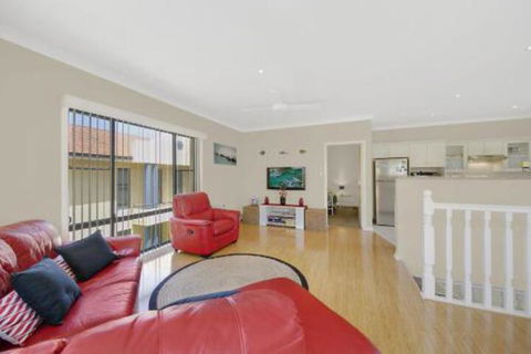 Seychells Toowoon Bay - Southport Accommodation 4