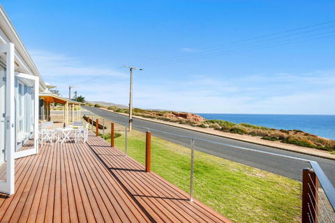 Salomon Sea Haus Sellicks Beach - Southport Accommodation 5