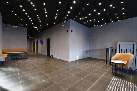 Gladly Inn - Accommodation Southport 0