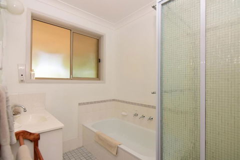 Valley Haven 3 Bedrooms Close To The Village! - Southport Accommodation 5