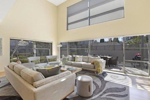 Arum 4 Heritage Park Contemporary & Timeless - Accommodation Southport 0