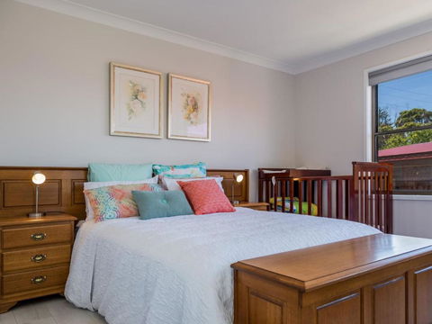 235 Mitchell Parade Mollymook - Southport Accommodation 4