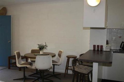 VILLA MANYANA 7 - Southport Accommodation 6