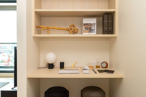 IFSuites Melbourne Village - Accommodation Southport 1