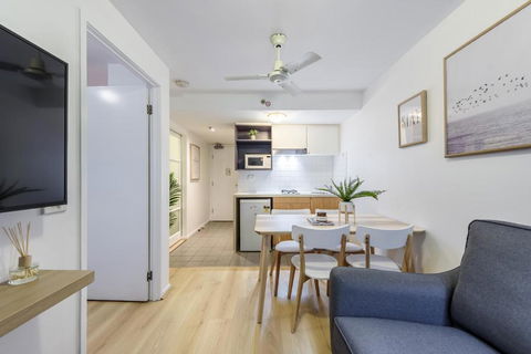 WOW Apartment On Flinders - Southport Accommodation 5