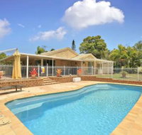 Hook Wine  Sinker Hervey Bay - Southport Accommodation