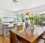 BANGALOW MORNINGTON - Southport Accommodation