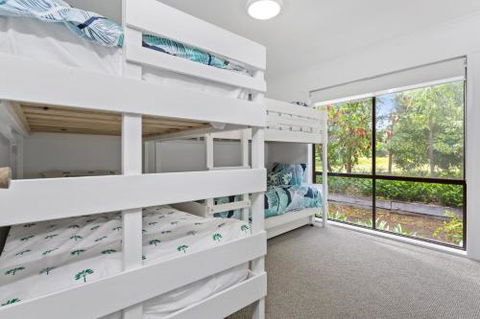 BAYSHORE DROMANA - Southport Accommodation 3