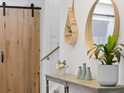 BAYSHORE DROMANA - Southport Accommodation 2
