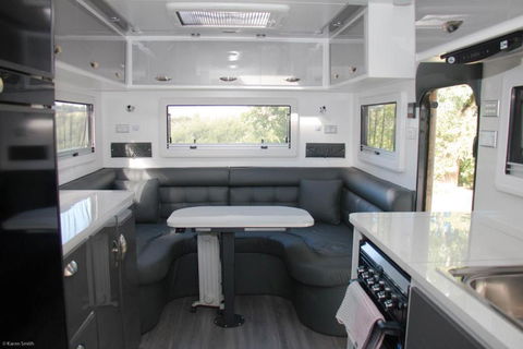 Longford Riverside Caravan Park - Southport Accommodation 5